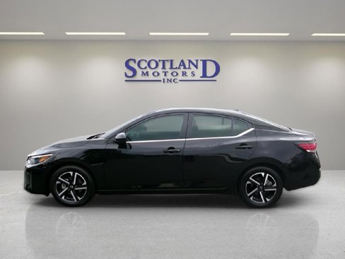 Used 2024 Nissan Sentra SV image 1