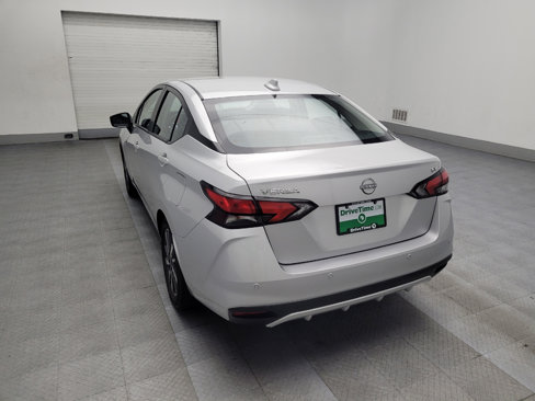 Used 2023 Nissan Versa SV image 5