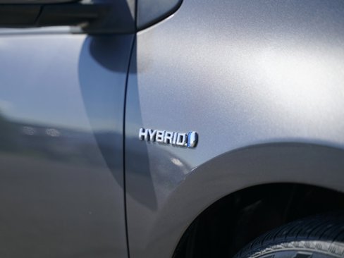 Used 2014 Toyota Prius C Four image 4