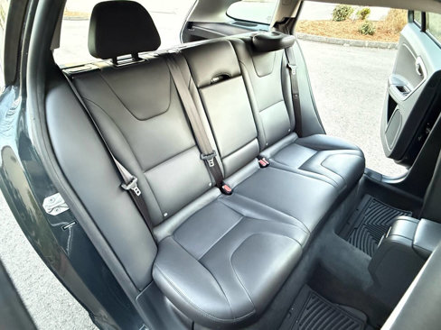 Used 2015 Volvo V60 T5 Premier image 24