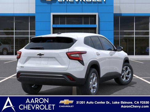 New 2026 Chevrolet Trax LS w/ LS Convenience Package image 4