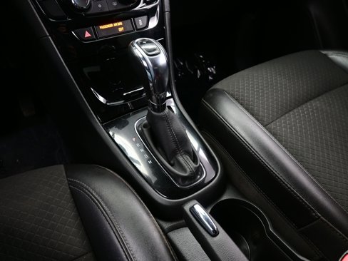 Used 2019 Buick Encore Preferred image 20
