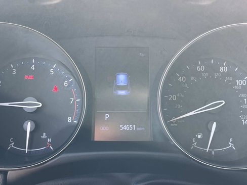 Used 2019 Toyota C-HR LE image 19