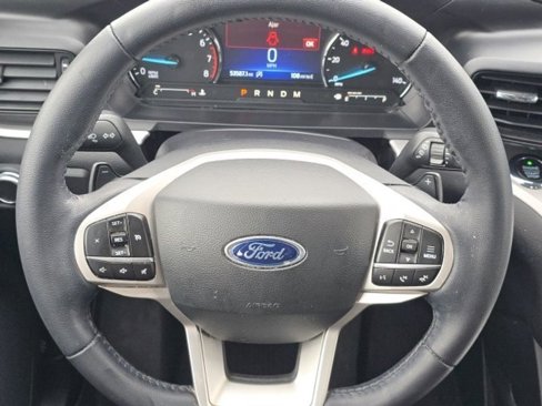 Used 2021 Ford Explorer XLT w/ Class III Trailer Tow Package image 18