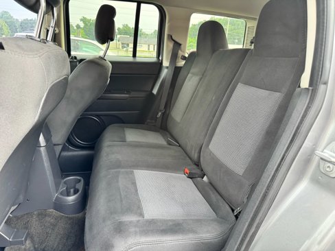 Used 2016 Jeep Patriot Sport w/ Power Value Group image 8