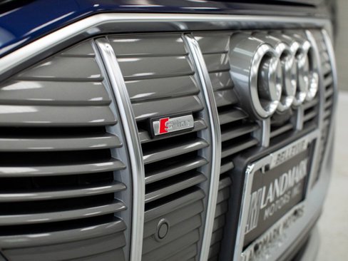 Used 2023 Audi e-tron Premium Plus w/ Premium Plus Package image 33
