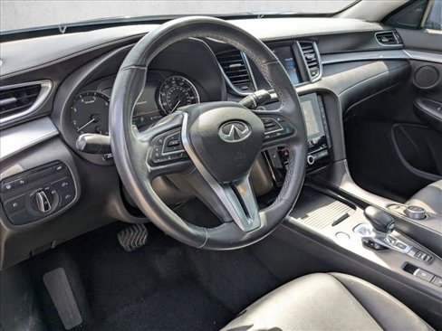 Used 2021 INFINITI QX50 Luxe image 10