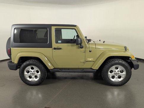 Used 2013 Jeep Wrangler Sahara w/ Connectivity Group image 8