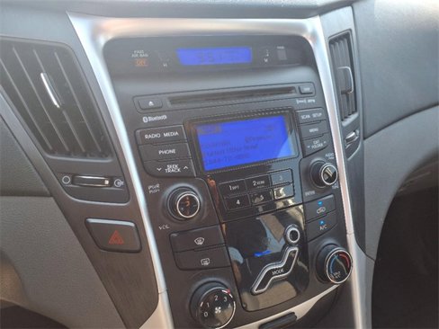 Used 2012 Hyundai Sonata GLS image 15