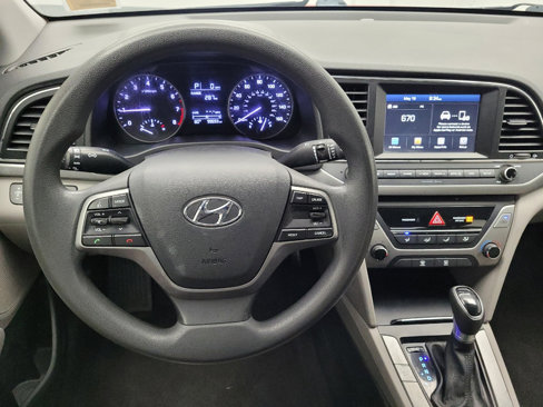 Used 2017 Hyundai Elantra SE image 22