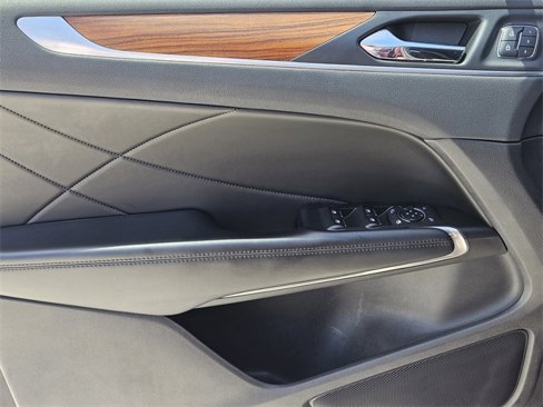 Used 2019 Lincoln MKC Reserve w/ MKC Technology Package image 23
