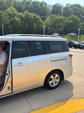 Used 2016 Nissan Quest SV image 4