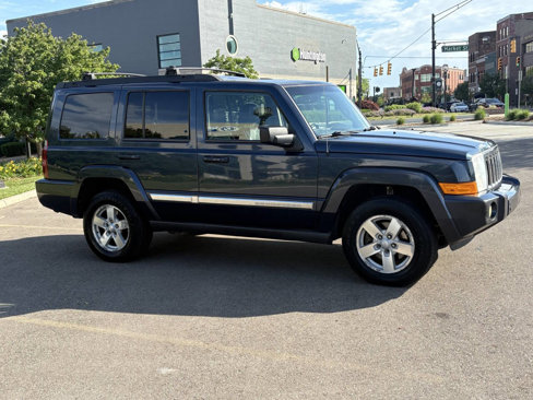 Used 2010 Jeep Commander Sport image 10