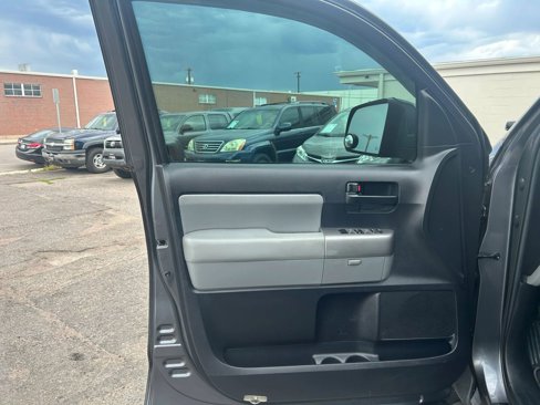Used 2015 Toyota Sequoia SR5 image 9