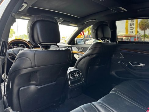 Used 2014 Mercedes-Benz S 550 Sedan image 25
