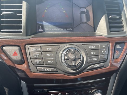 Used 2016 Nissan Pathfinder Platinum w/ Family Entertainment Package image 30