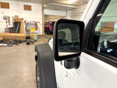 Used 2015 Jeep Wrangler Unlimited Rubicon w/ Max Tow Package image 90