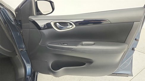 Used 2017 Nissan Sentra SV image 28