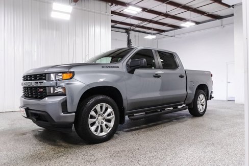 Used 2021 Chevrolet Silverado 1500 Custom w/ LPO, Dark Essentials Package image 3