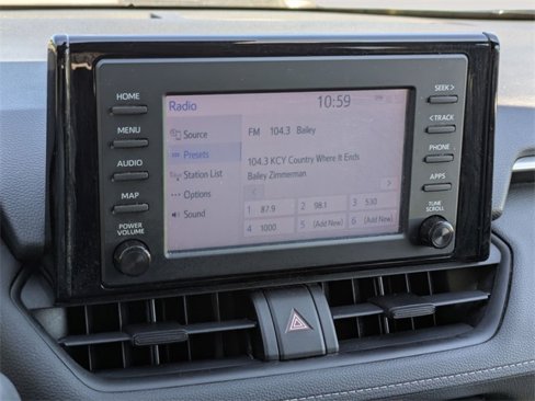 Used 2019 Toyota RAV4 XLE image 18
