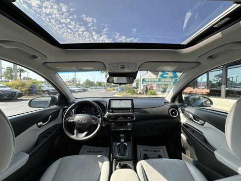 Used 2023 Hyundai Kona SEL w/ Convenience Package image 29
