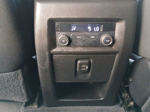 Used 2020 Chevrolet Traverse LS image 22