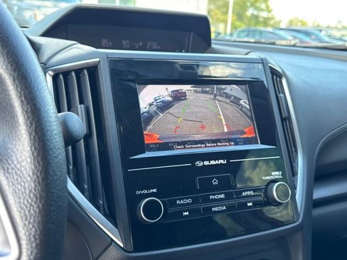 Used 2019 Subaru Crosstrek 2.0i w/ Eyesight System image 18