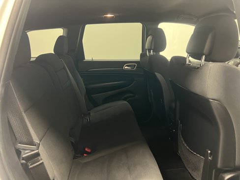 Used 2014 Jeep Grand Cherokee Laredo image 16
