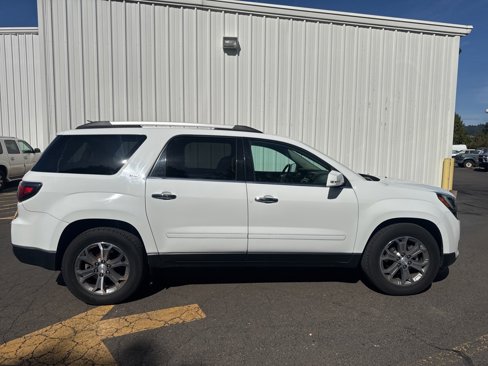 Used 2016 GMC Acadia SLT image 4