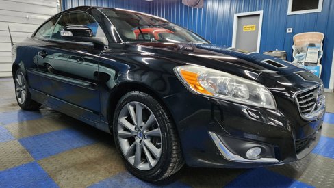 Used 2013 Volvo C70 T5 image 3
