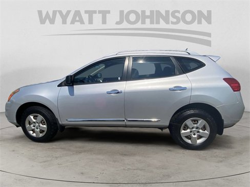 Used 2015 Nissan Rogue S image 4