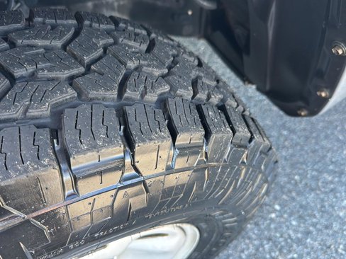 Used 2020 Toyota Tacoma SR image 35