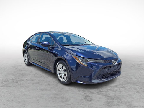 Used 2020 Toyota Corolla LE image 1