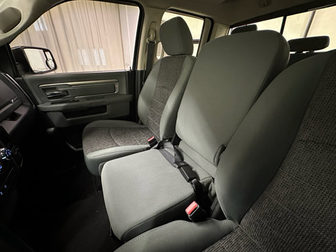 Used 2016 RAM 1500 Big Horn image 32