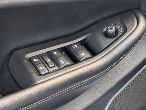 Used 2021 Jeep Grand Cherokee L Limited image 13