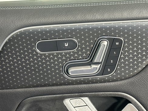 Certified 2024 Mercedes-Benz GLB 250 4MATIC image 16