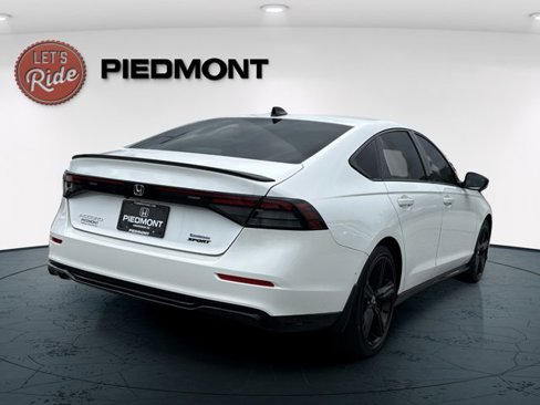 Used 2023 Honda Accord Sport image 7