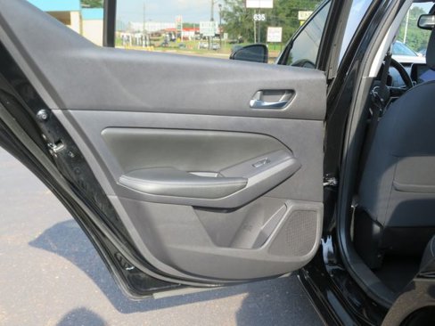 Used 2019 Nissan Altima 2.5 SV image 32
