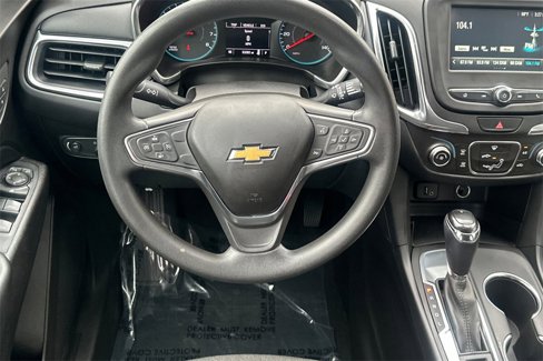 Used 2018 Chevrolet Equinox LT image 17