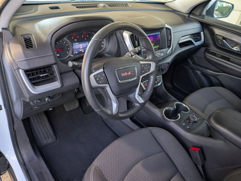 Used 2023 GMC Terrain SLE w/ Driver Convenience Package image 22