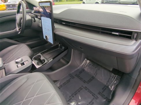 Used 2024 Ford Mustang Mach-E Select w/ Comfort Package Lite image 34