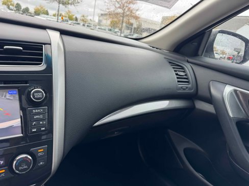 Used 2014 Nissan Altima 2.5 SL w/ Technology Package image 22