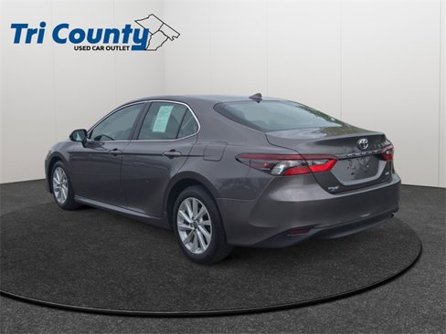 Certified 2023 Toyota Camry LE image 6