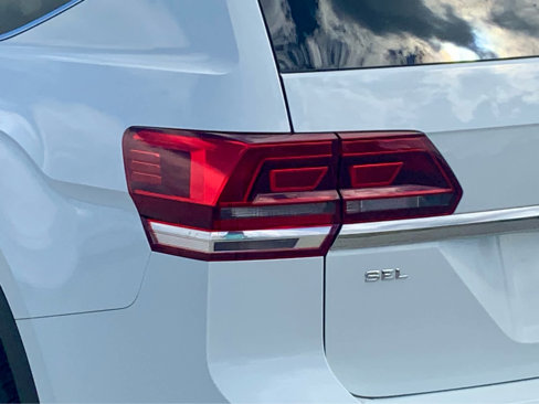 Used 2018 Volkswagen Atlas SEL image 16