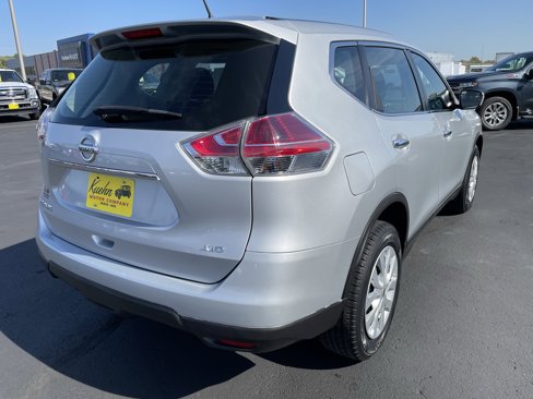 Used 2015 Nissan Rogue S image 8