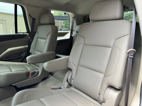 Used 2019 GMC Yukon SLT w/ Premium Edition image 24