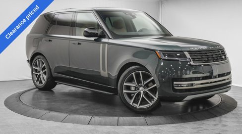 Used 2024 Land Rover Range Rover SE image 1