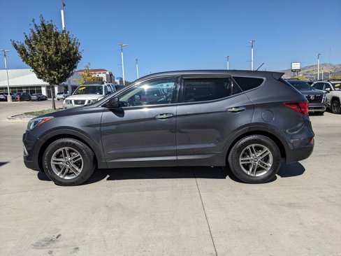 Used 2018 Hyundai Santa Fe Sport image 2
