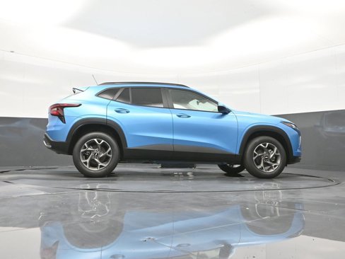 New 2025 Chevrolet Trax LT w/ Driver Confidence Package image 26