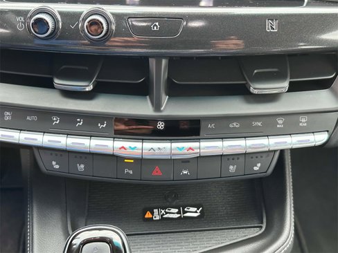 Used 2020 Cadillac CT4 Premium Luxury image 25